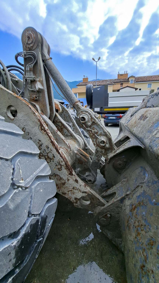 Wheel loader VOLVO L150H: picture 29