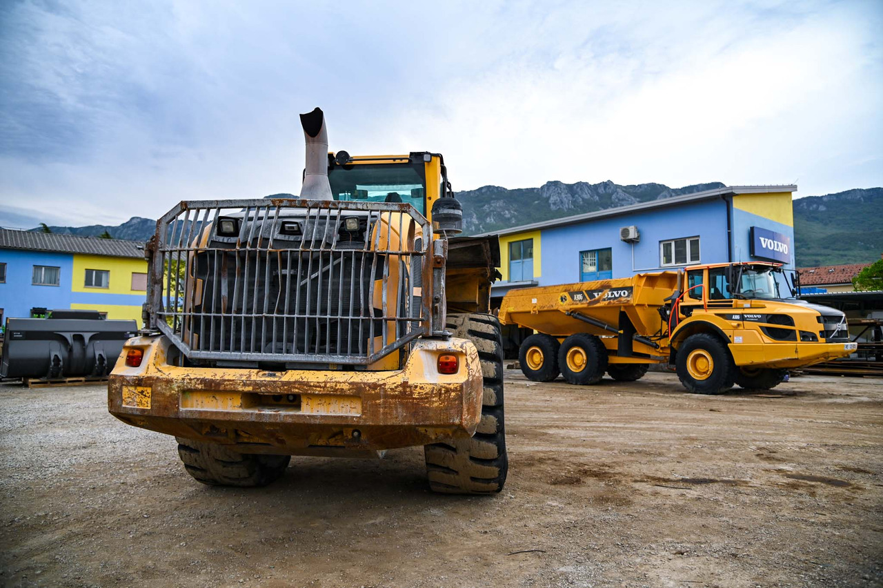 VOLVO L180G - Wheel loader: picture 5 VOLVO L180G - Wheel loader: picture 5