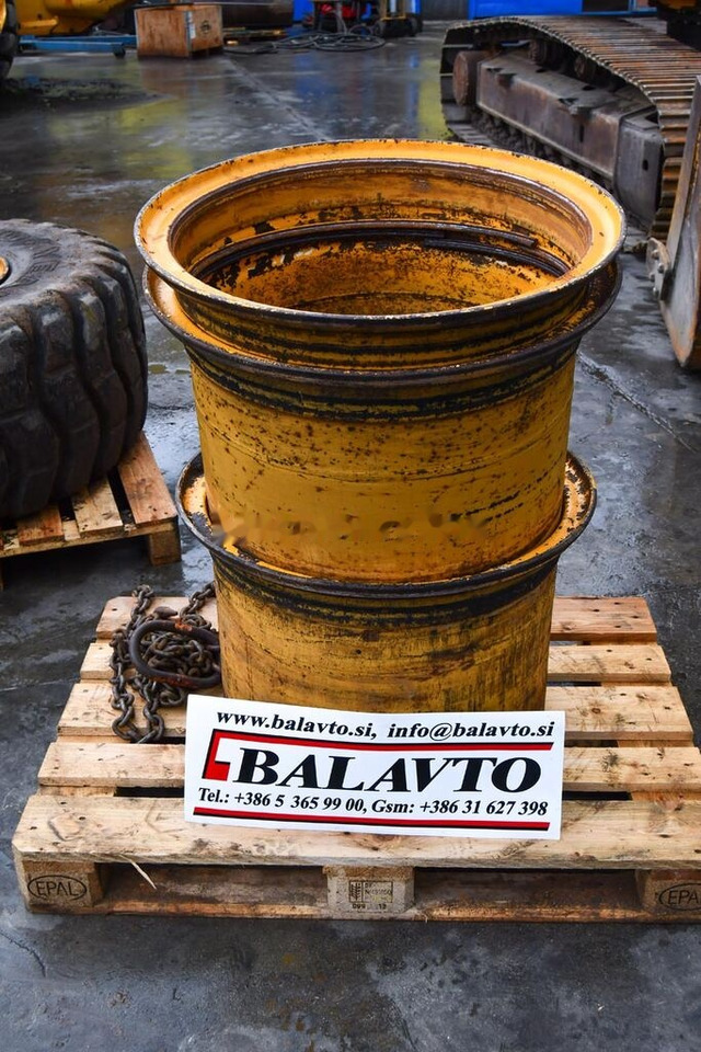 Volvo 4400, 6300, L90, L90B, L70 - Rim: picture 4 Volvo 4400, 6300, L90, L90B, L70 - Rim: picture 4