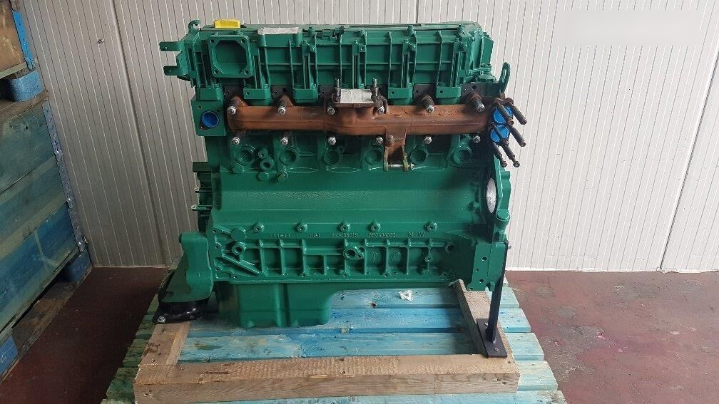 Volvo D6H - Engine for Wheel loader: picture 1 Volvo D6H - Engine for Wheel loader: picture 1