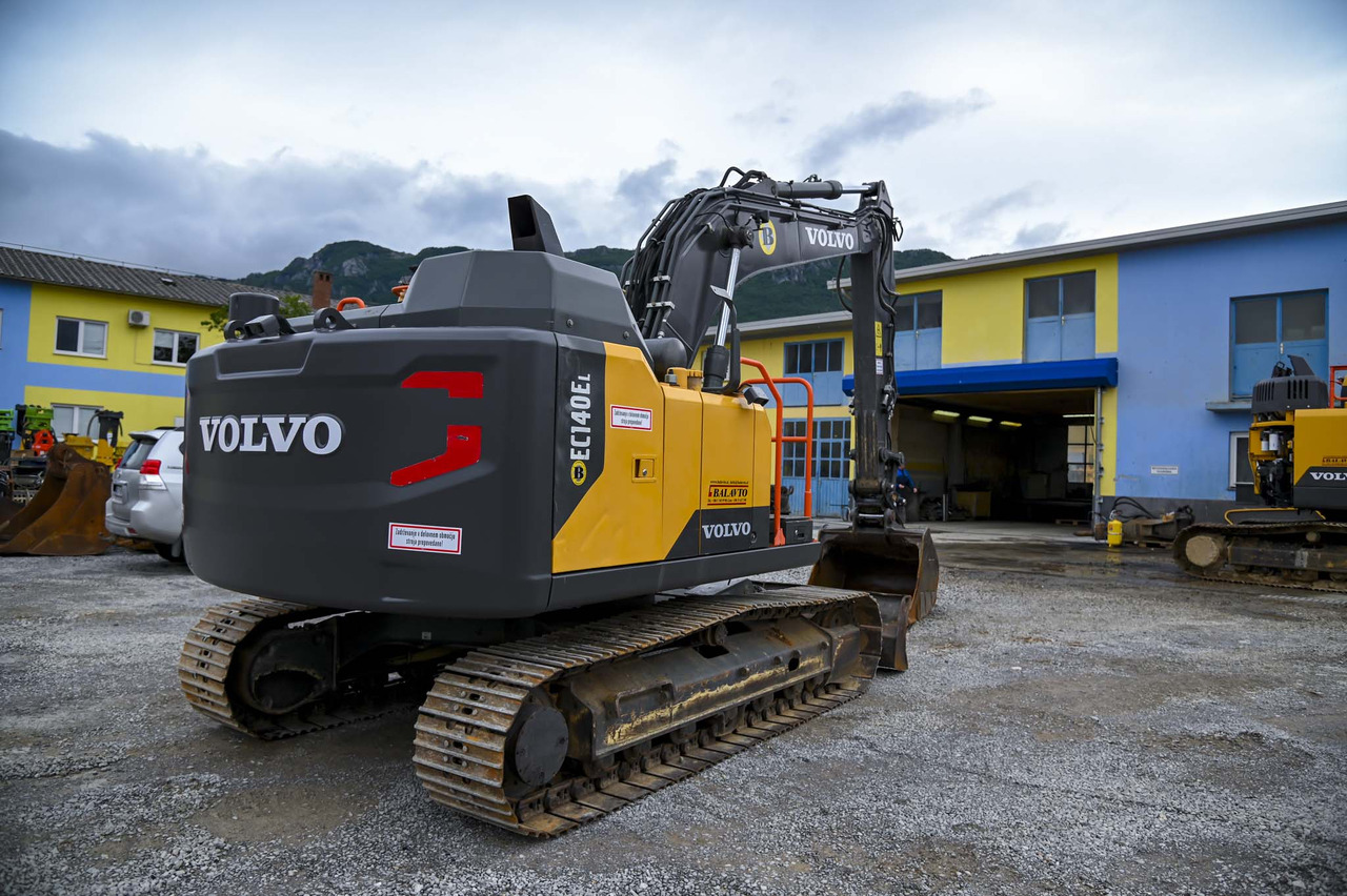 Crawler excavator Volvo EC140E: picture 5