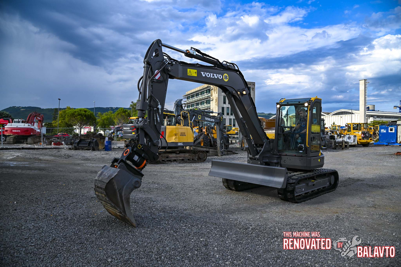 Mini excavator Volvo ECR88D: picture 42
