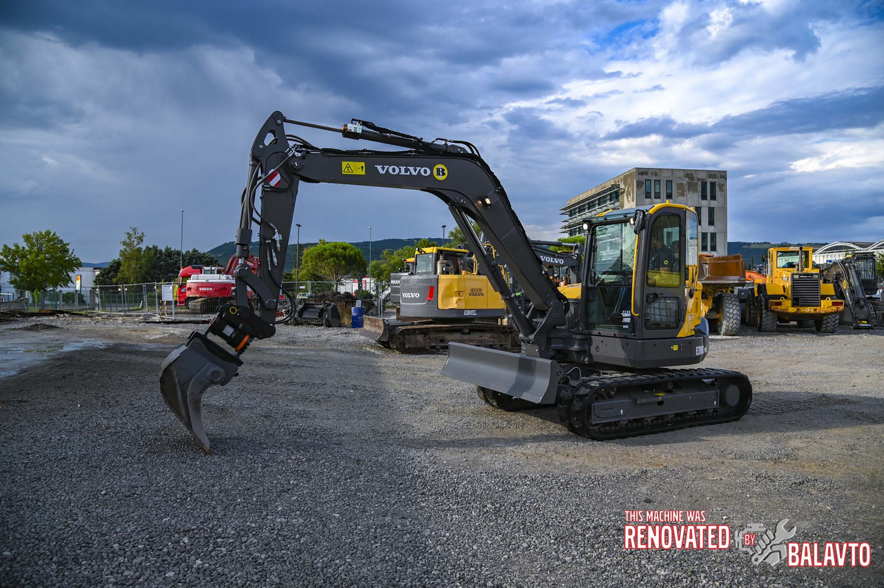 Mini excavator Volvo ECR88D: picture 7