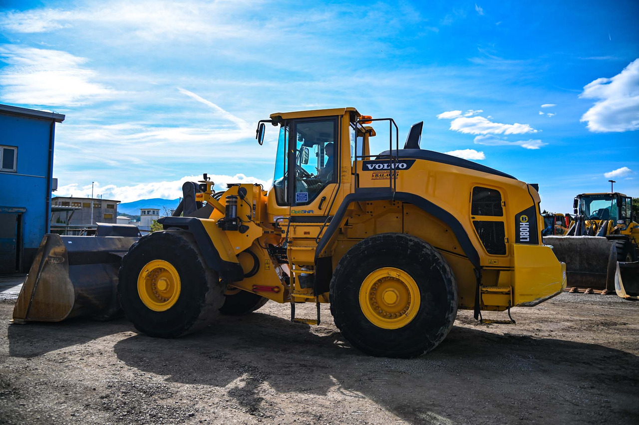Volvo L180H - Wheel loader: picture 3 Volvo L180H - Wheel loader: picture 3