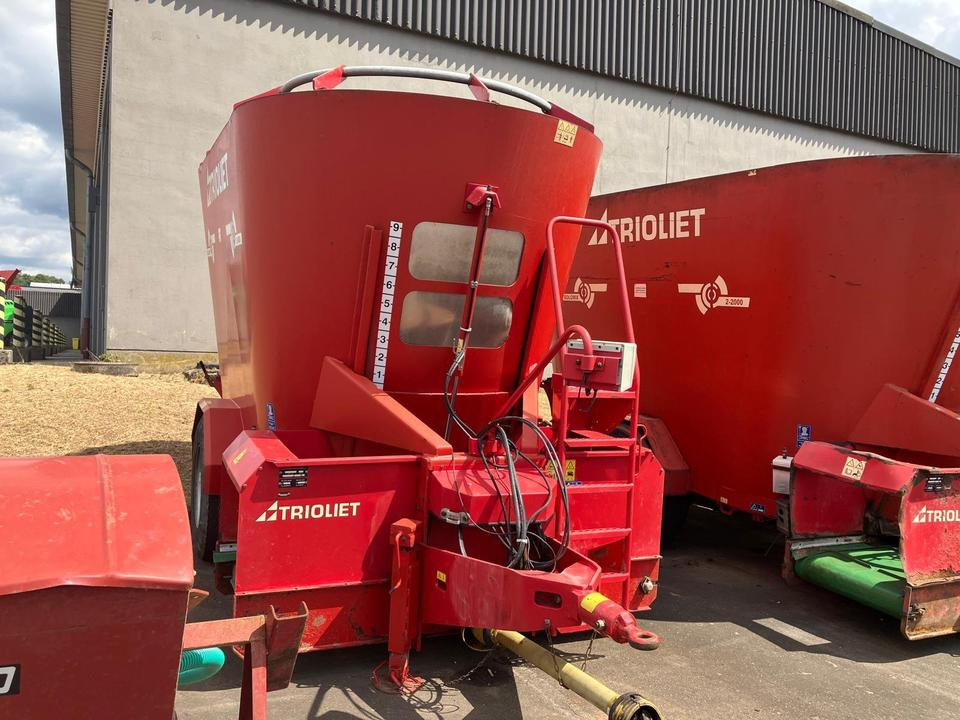 Trioliet Futtermischwagen Solomix 2 1600 Förderband vorne - Forage mixer wagon: picture 2 Trioliet Futtermischwagen Solomix 2 1600 Förderband vorne - Forage mixer wagon: picture 2
