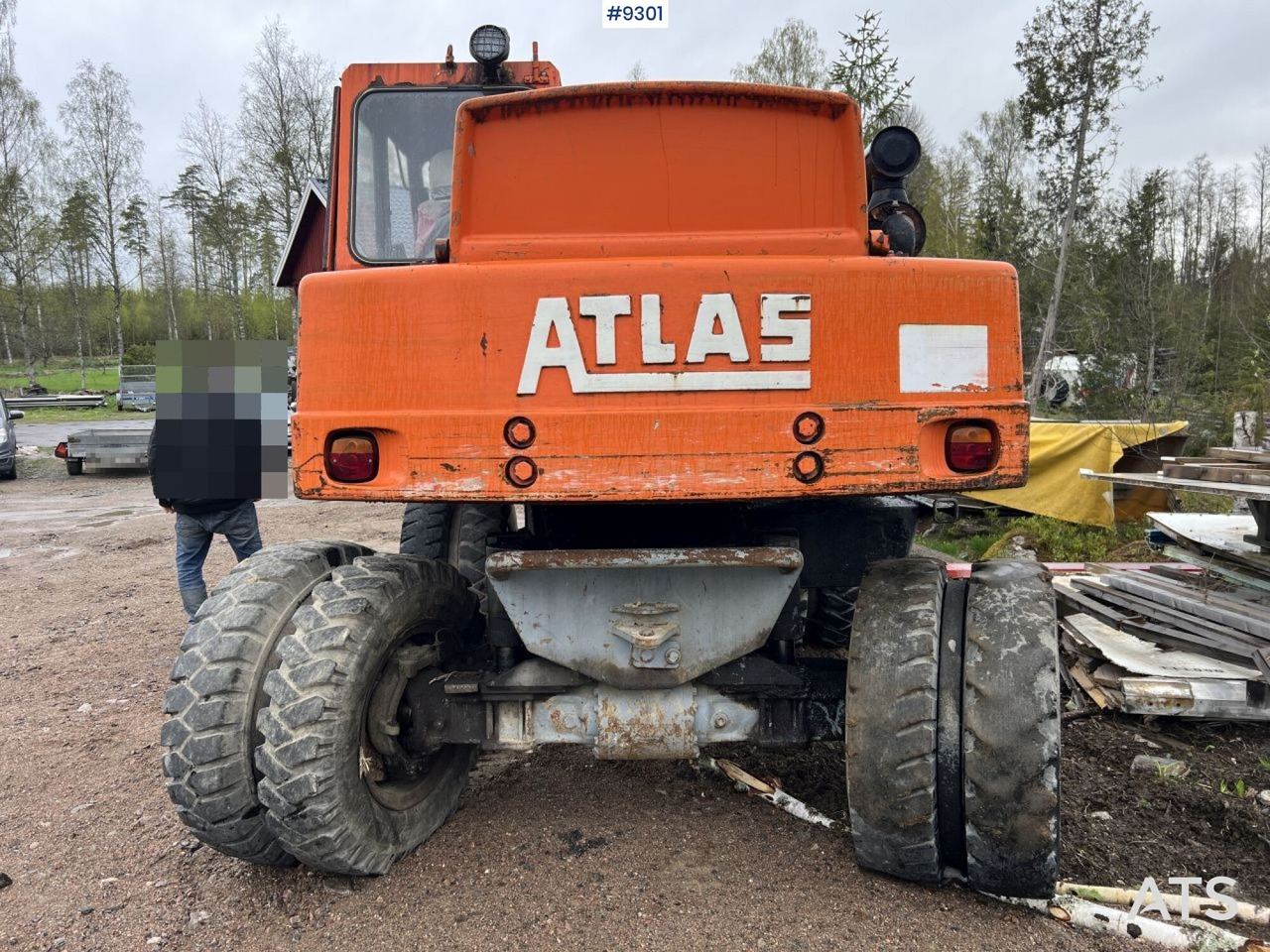 Wheel excavator Atlas 1302 E Wheeled excavator with attachments (VIDEO): picture 7