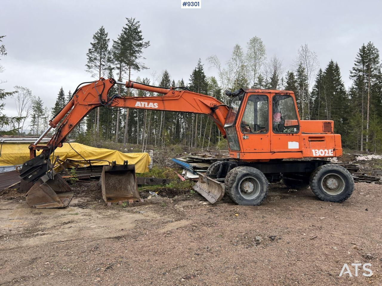 Wheel excavator Atlas 1302 E Wheeled excavator with attachments (VIDEO): picture 12