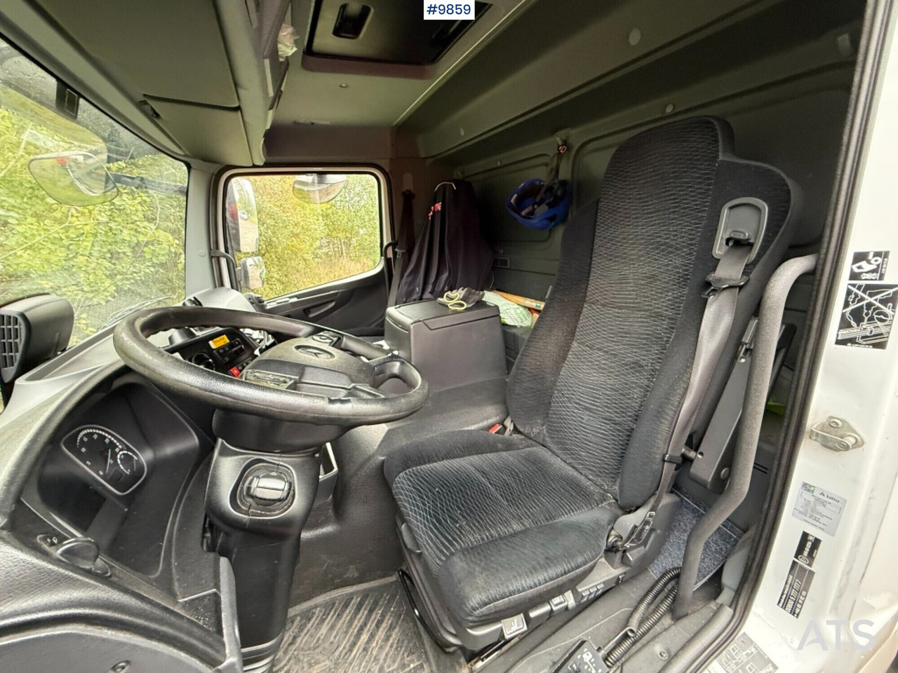 Box truck Box Truck Mercedes Benz Atego 1524 with openable side: picture 6