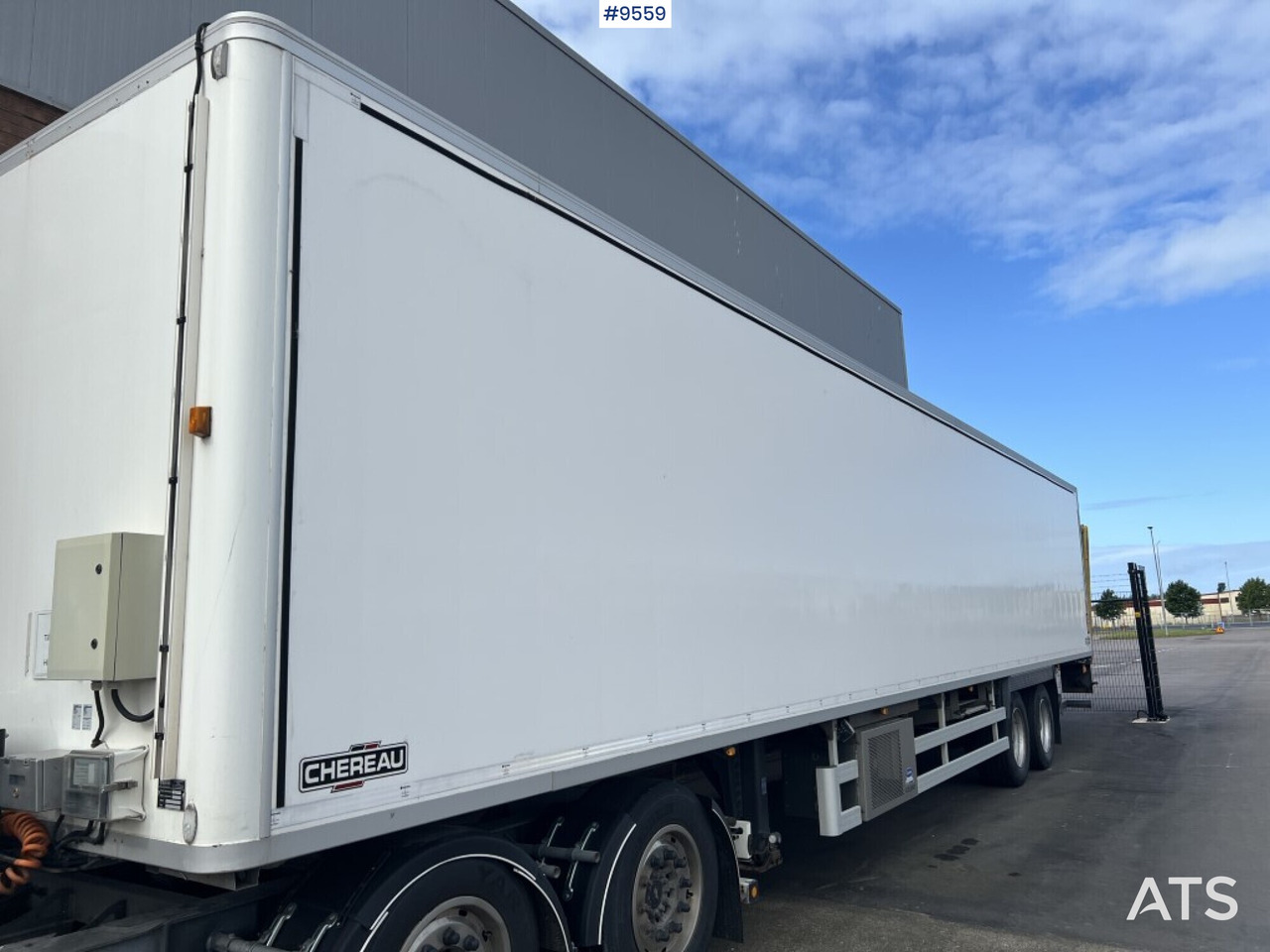 Closed box trailer Container trailer Chereau CSD2 with Dolly: picture 18