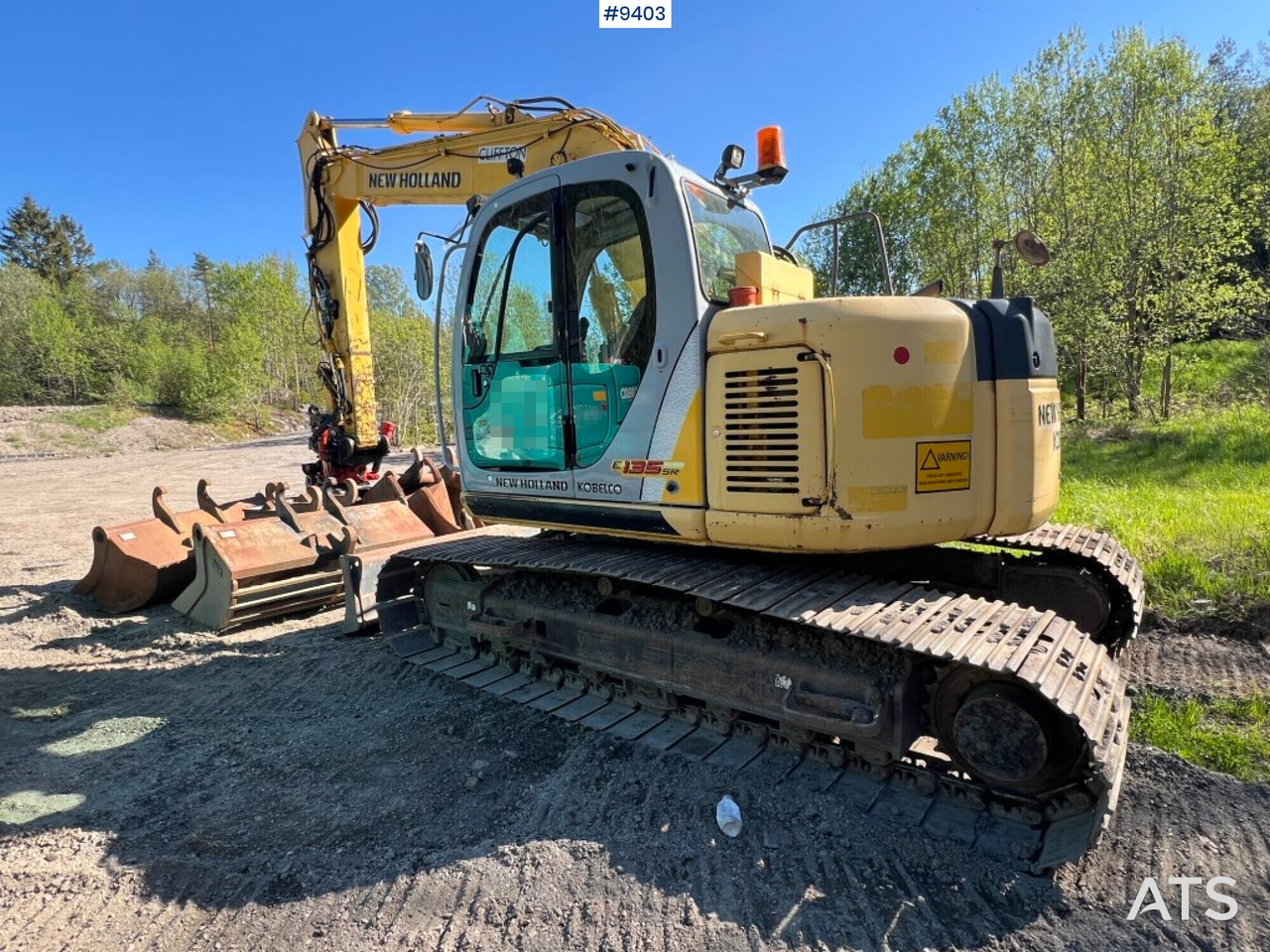 Excavator - New Holland E135 - Kobelco (SEE VIDEO) - Crawler excavator: picture 4 Excavator - New Holland E135 - Kobelco (SEE VIDEO) - Crawler excavator: picture 4