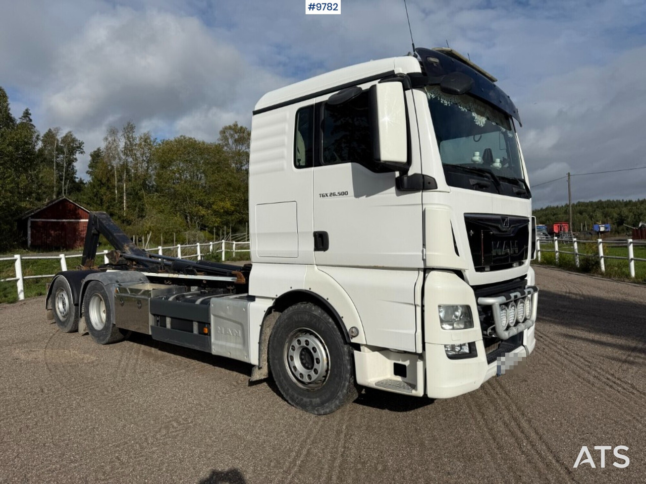 Hooklift Truck MAN TGX 26.500 6X2 - Hook lift truck: picture 2 Hooklift Truck MAN TGX 26.500 6X2 - Hook lift truck: picture 2