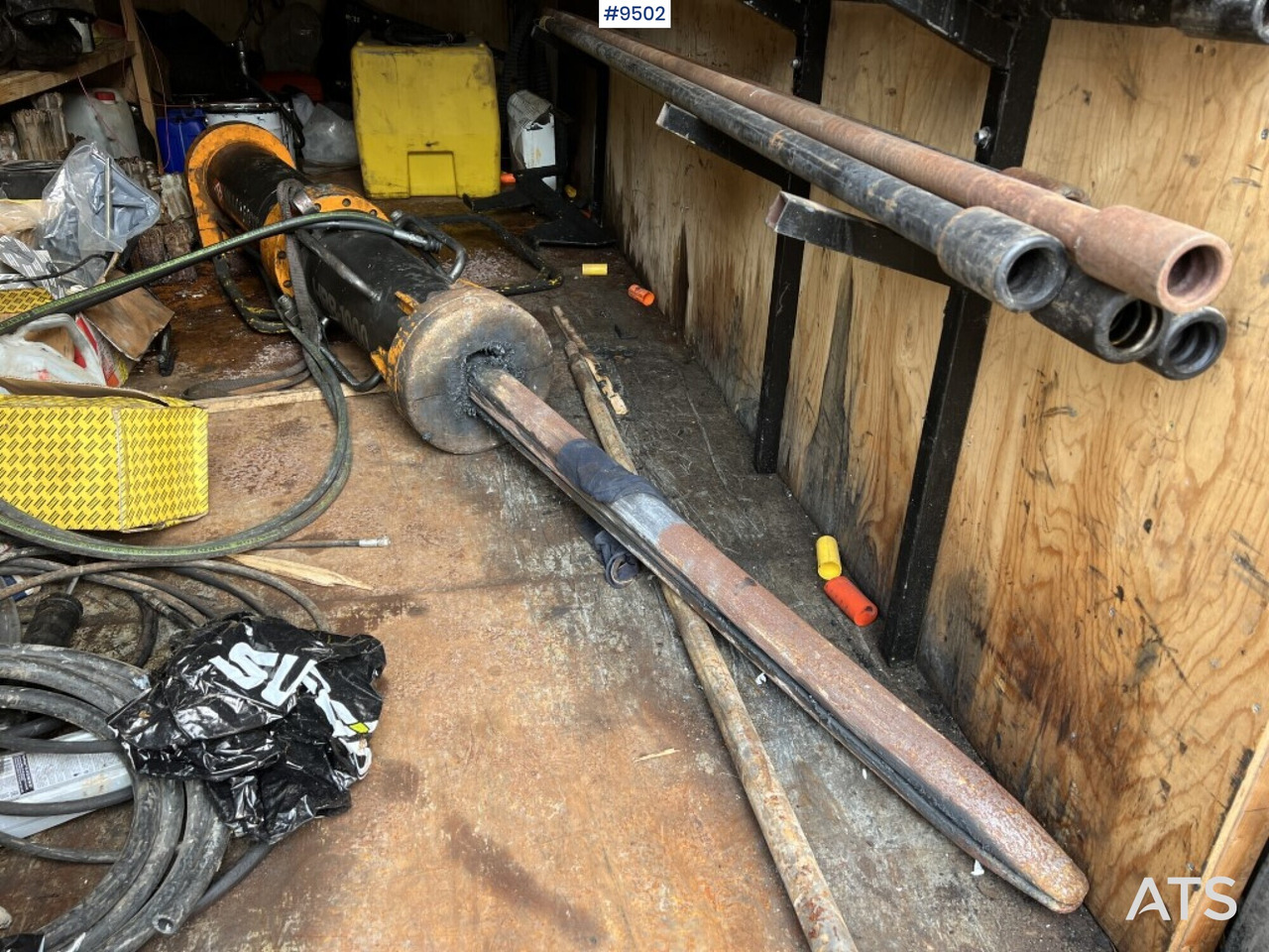 Hydraulic breaker HRB-1000 with extra breaker - Hydraulic hammer for Construction machinery: picture 1 Hydraulic breaker HRB-1000 with extra breaker - Hydraulic hammer for Construction machinery: picture 1