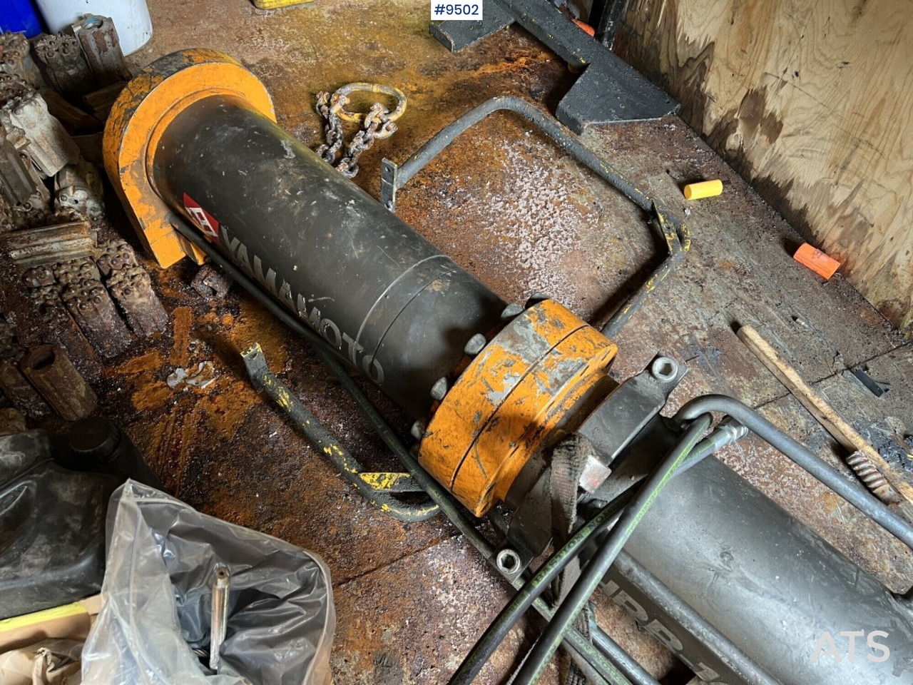 Hydraulic breaker HRB-1000 with extra breaker - Hydraulic hammer for Construction machinery: picture 5 Hydraulic breaker HRB-1000 with extra breaker - Hydraulic hammer for Construction machinery: picture 5