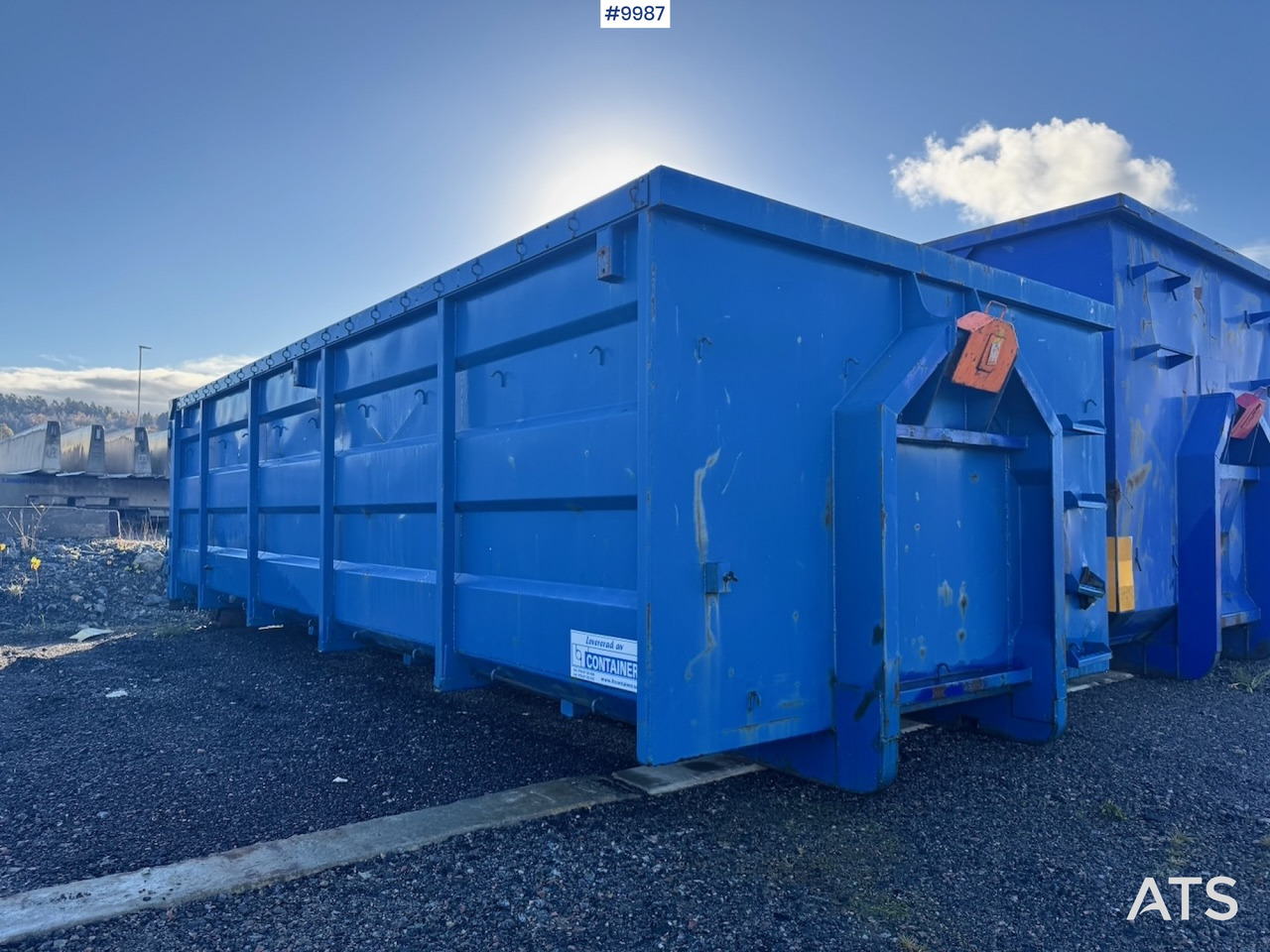 Lastväxlarflak med kapell (59,000:- ex moms) - Roll-off container: picture 1 Lastväxlarflak med kapell (59,000:- ex moms) - Roll-off container: picture 1