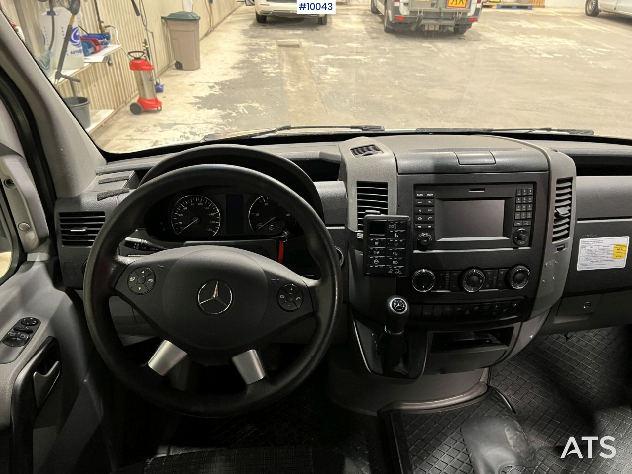 Mercedes Benz Sprinter Taxi bus, 8 passengers - Minibus, Passenger van: picture 4 Mercedes Benz Sprinter Taxi bus, 8 passengers - Minibus, Passenger van: picture 4