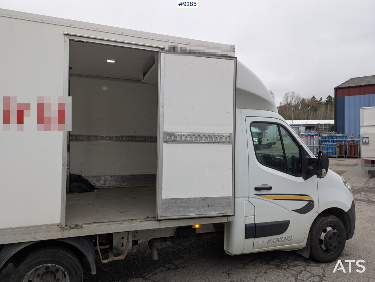 Refrigerated Box truck Opel Movano with tail lift (See Video) - Refrigerator truck: picture 3 Refrigerated Box truck Opel Movano with tail lift (See Video) - Refrigerator truck: picture 3