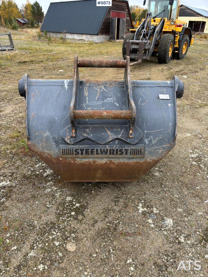 Steelwrist Planer bucket S70 - Excavator bucket: picture 5 Steelwrist Planer bucket S70 - Excavator bucket: picture 5