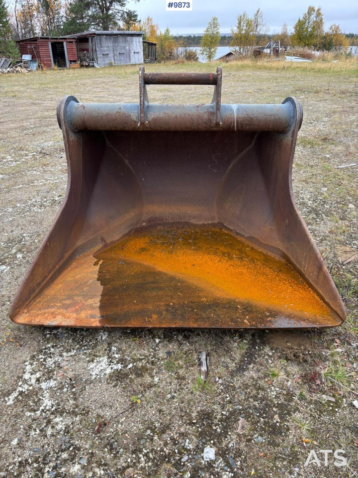 Steelwrist Planer bucket S70 - Excavator bucket: picture 1 Steelwrist Planer bucket S70 - Excavator bucket: picture 1