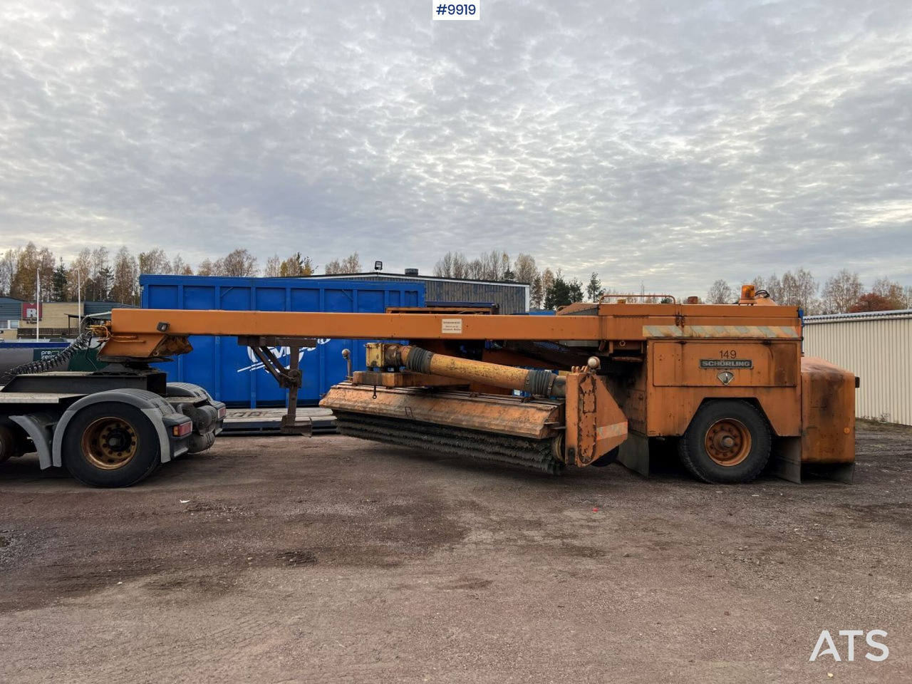 Unregistered Scania P94 snow plow truck with sweeper roller - Snow removal vehicle: picture 4 Unregistered Scania P94 snow plow truck with sweeper roller - Snow removal vehicle: picture 4
