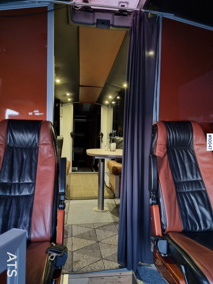 Camper van VOLVO B10M-70B Motorhome / Snowmobile bus with rear lift: picture 15