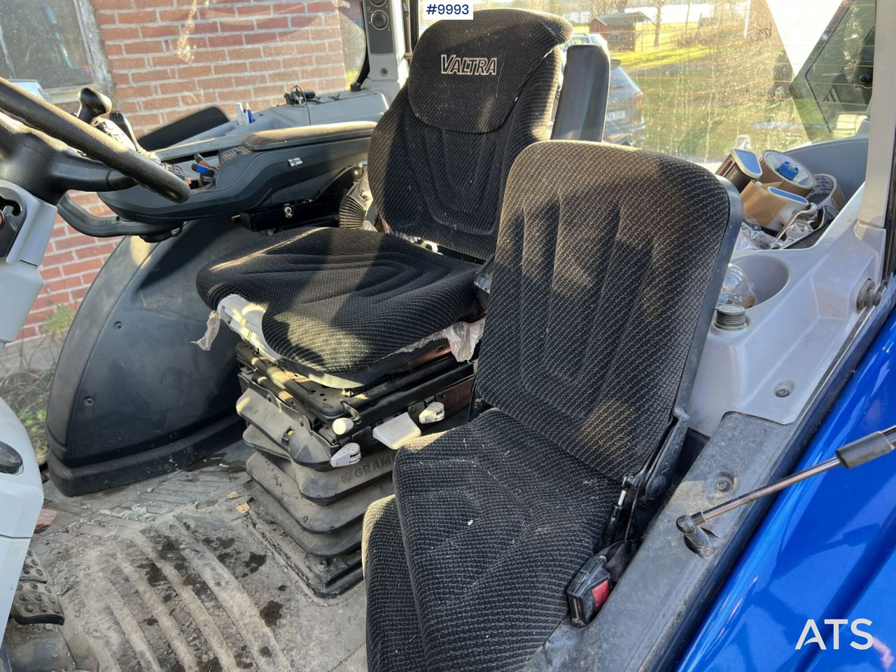 Valtra Versu N134 (VIDEO) - Farm tractor: picture 5 Valtra Versu N134 (VIDEO) - Farm tractor: picture 5