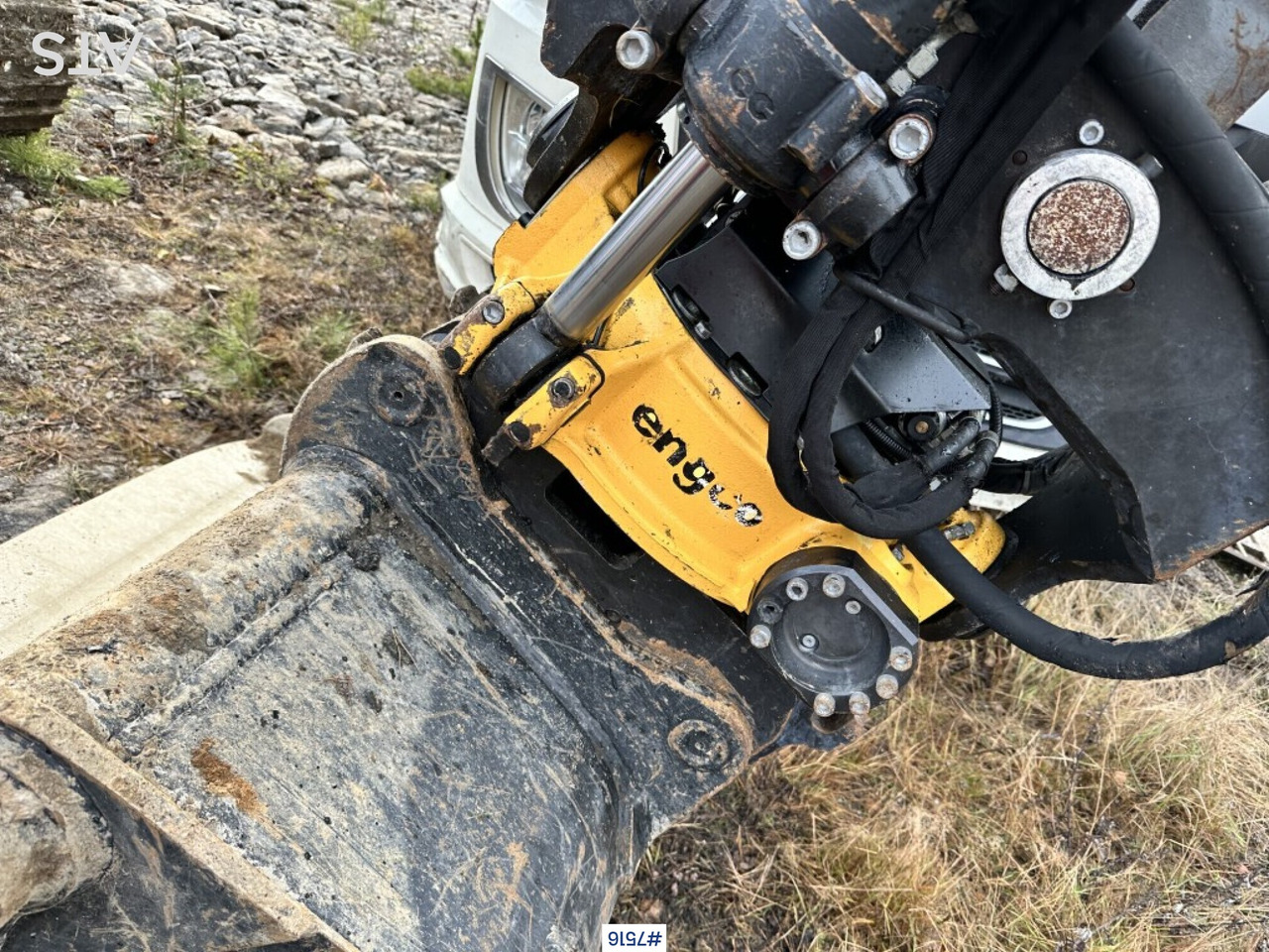 Volvo ECR145DL Crawler excavator with rotor and buckets - Crawler excavator: picture 3 Volvo ECR145DL Crawler excavator with rotor and buckets - Crawler excavator: picture 3