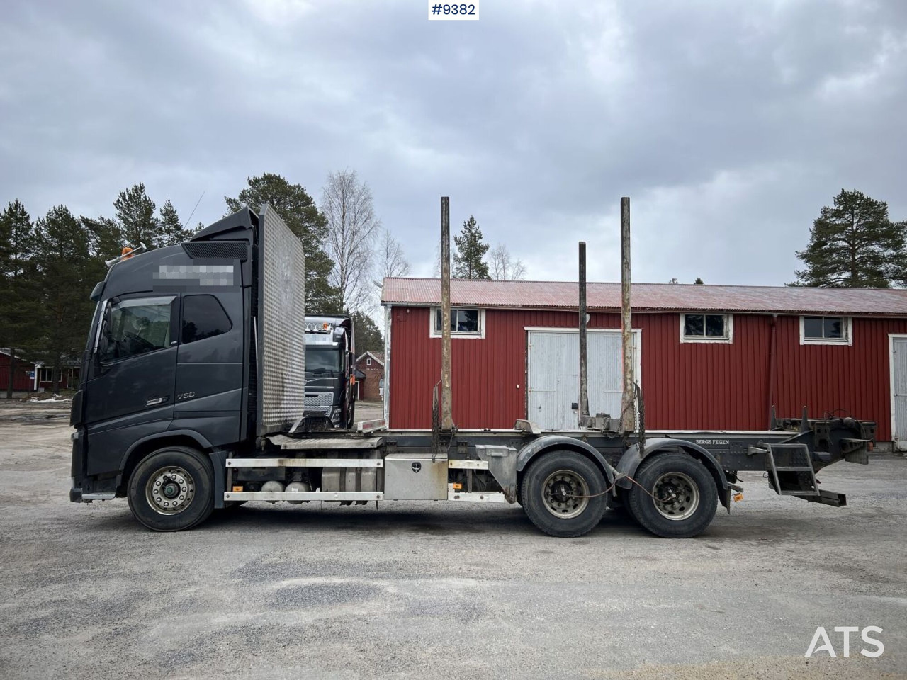 Volvo FH16 Timber truck / Logging truck (VIDEO) - Log truck: picture 3 Volvo FH16 Timber truck / Logging truck (VIDEO) - Log truck: picture 3