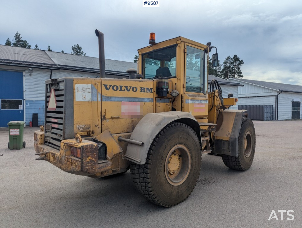 Wheel loader Volvo L90B (SEE VIDEO) - Wheel loader: picture 4 Wheel loader Volvo L90B (SEE VIDEO) - Wheel loader: picture 4