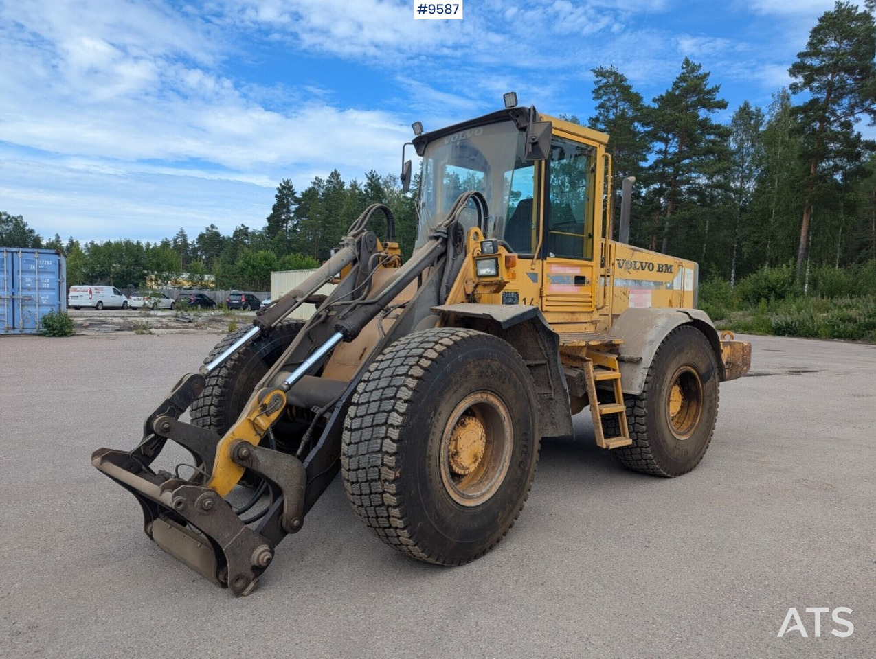 Wheel loader Volvo L90B (SEE VIDEO) - Wheel loader: picture 1 Wheel loader Volvo L90B (SEE VIDEO) - Wheel loader: picture 1