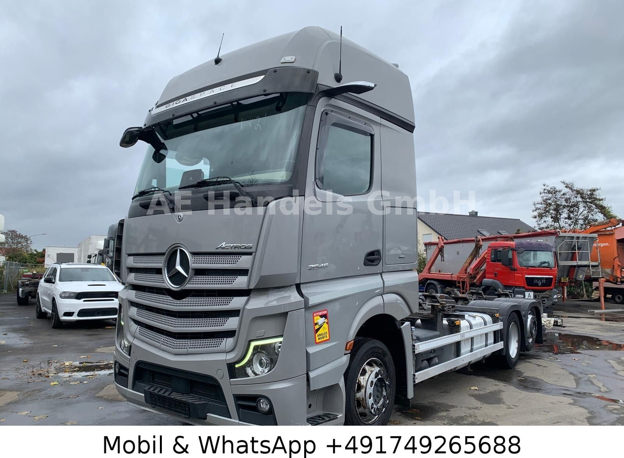 Mercedes-Benz Actros V 2545 GigaSpace BDF LL*Retarder/LBW/L+L - Container transporter/ Swap body truck: picture 1 Mercedes-Benz Actros V 2545 GigaSpace BDF LL*Retarder/LBW/L+L - Container transporter/ Swap body truck: picture 1