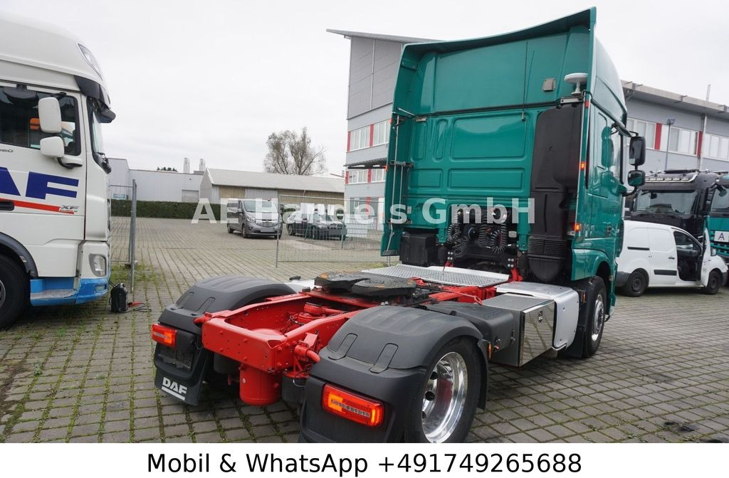DAF XF 530 SSC BL *Retarder/LDW/Xenon/Standklima - Tractor unit: picture 5 DAF XF 530 SSC BL *Retarder/LDW/Xenon/Standklima - Tractor unit: picture 5