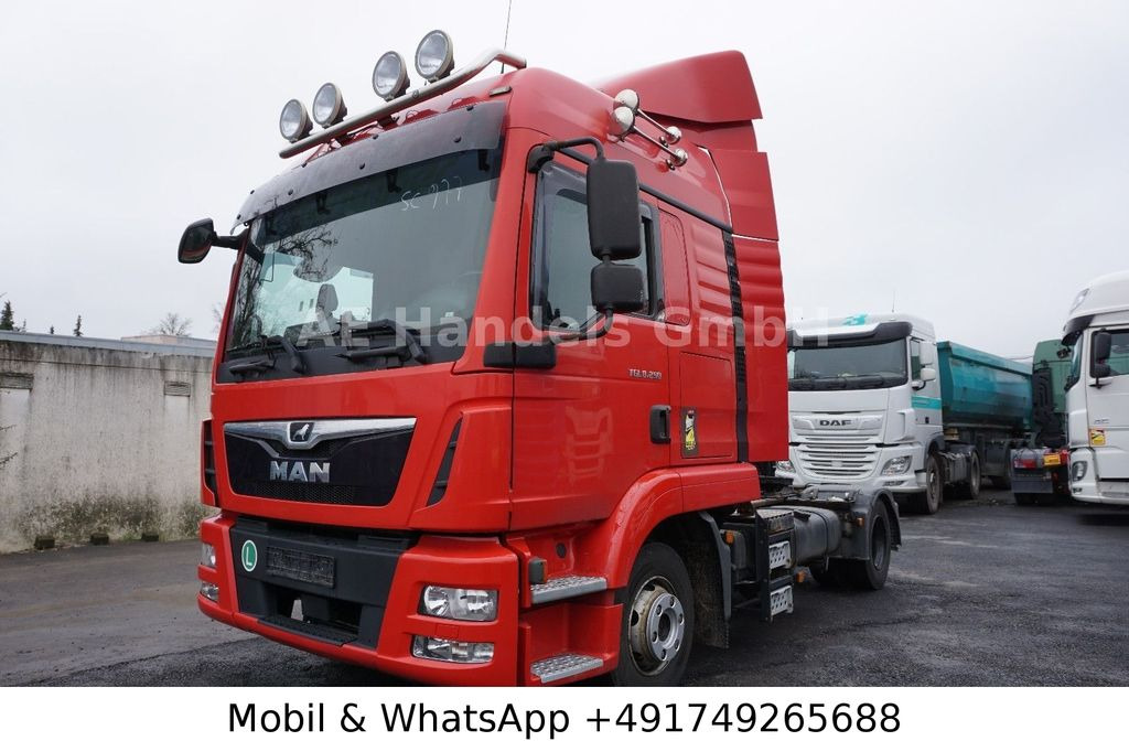 MAN TGL 8.250 LX BL *LDW/Navi/2xTank/Sitzheizung - Tractor unit: picture 1 MAN TGL 8.250 LX BL *LDW/Navi/2xTank/Sitzheizung - Tractor unit: picture 1