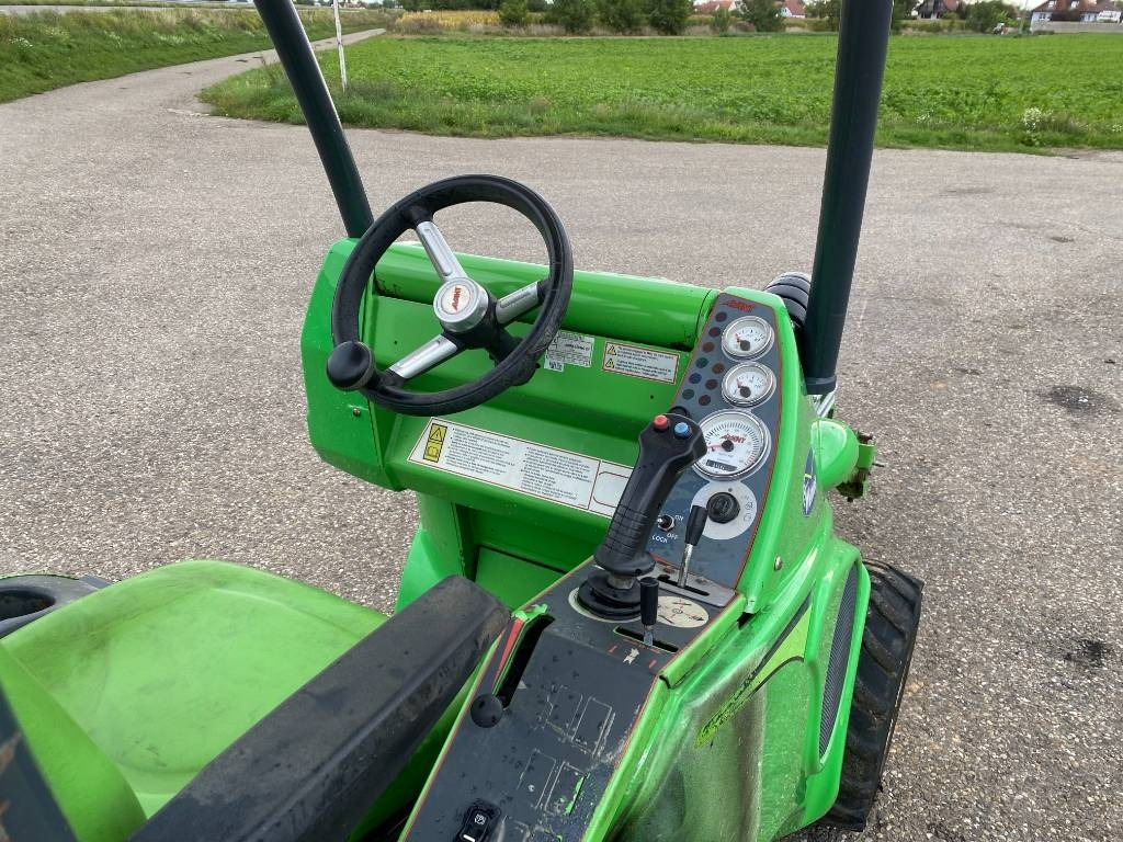 Compact loader Avant M 528 EIPTT /Certificat CE endommagée: picture 44 Compact loader Avant M 528 EIPTT /Certificat CE endommagée: picture 44