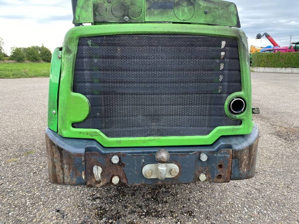 Compact loader Avant M 528 EIPTT /Certificat CE endommagée: picture 39 Compact loader Avant M 528 EIPTT /Certificat CE endommagée: picture 39