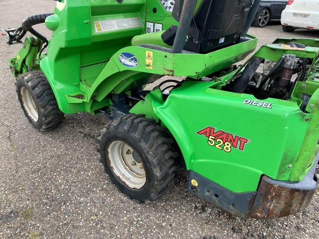Compact loader Avant M 528 EIPTT /Certificat CE endommagée: picture 35 Compact loader Avant M 528 EIPTT /Certificat CE endommagée: picture 35