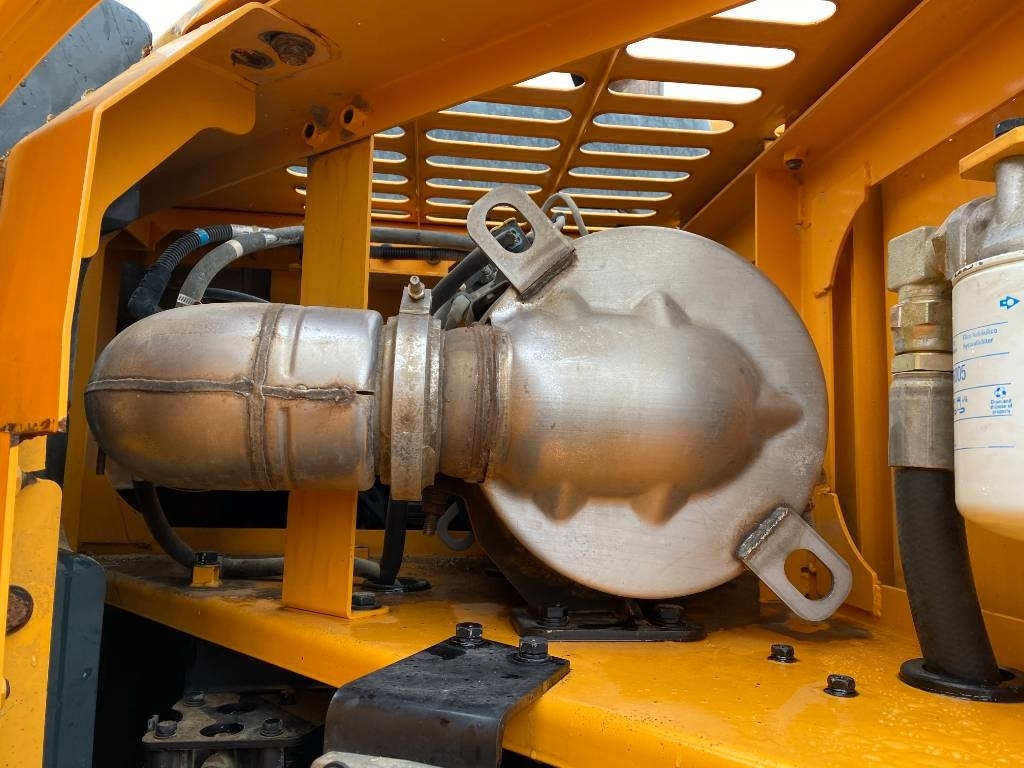 Crawler excavator Hyundai HX 235LCR Origine Française avec Certificat CE: picture 34