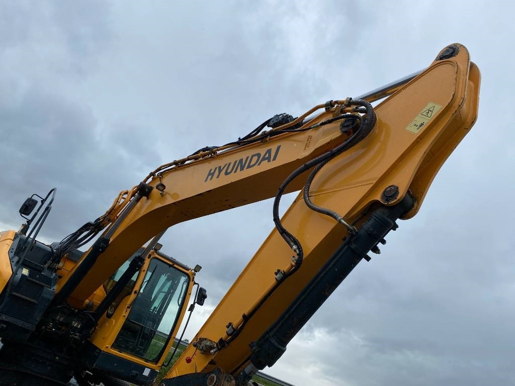 Crawler excavator Hyundai HX 235LCR Origine Française avec Certificat CE: picture 30