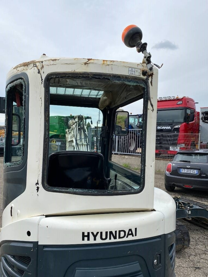 Mini excavator Hyundai ROBEX 25Z-9AK Certificat CE endommagée: picture 28