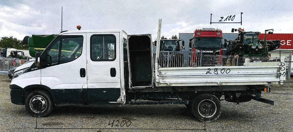 Tipper van, Combi van Iveco DAILY 35-140 C14 2.3D/140 / JPM VULCAIN endommagé: picture 11 Tipper van, Combi van Iveco DAILY 35-140 C14 2.3D/140 / JPM VULCAIN endommagé: picture 11