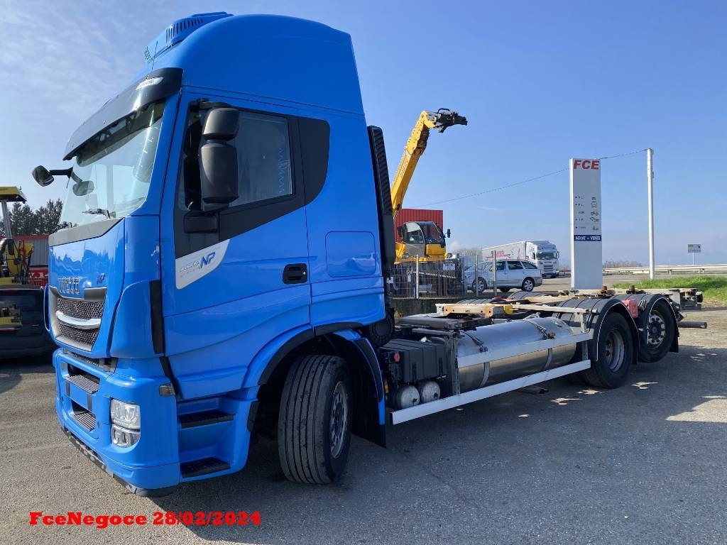 Iveco STRALIS 460NP LNG RETARDER - Cab chassis truck: picture 1 Iveco STRALIS 460NP LNG RETARDER - Cab chassis truck: picture 1