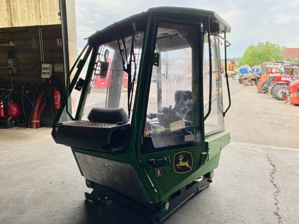 Cab for Truck John Deere SERIE 10: picture 6