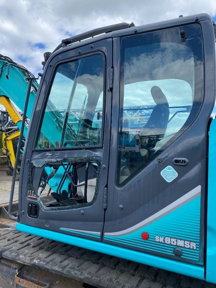 Mini excavator Kobelco SK85 MSR-3E / Certificat CE endommagée: picture 28