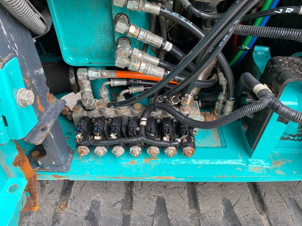 Crawler excavator Kobelco SK85 MSR-3E / Certificat CE endommagée: picture 44