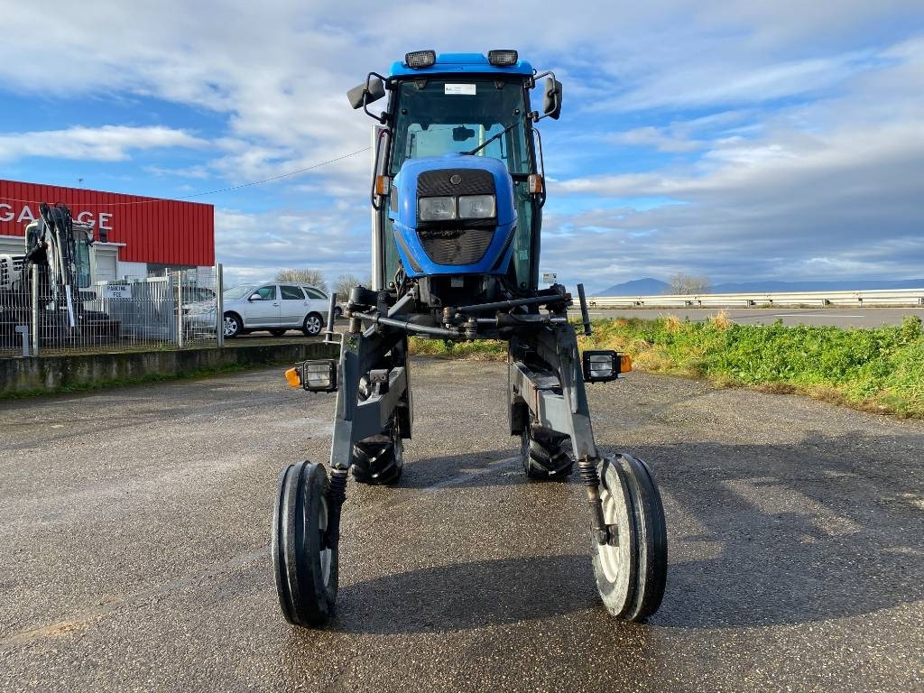 Landini REX R70V Enjambeur a Grand dégagement endommagé - Farm tractor: picture 2 Landini REX R70V Enjambeur a Grand dégagement endommagé - Farm tractor: picture 2