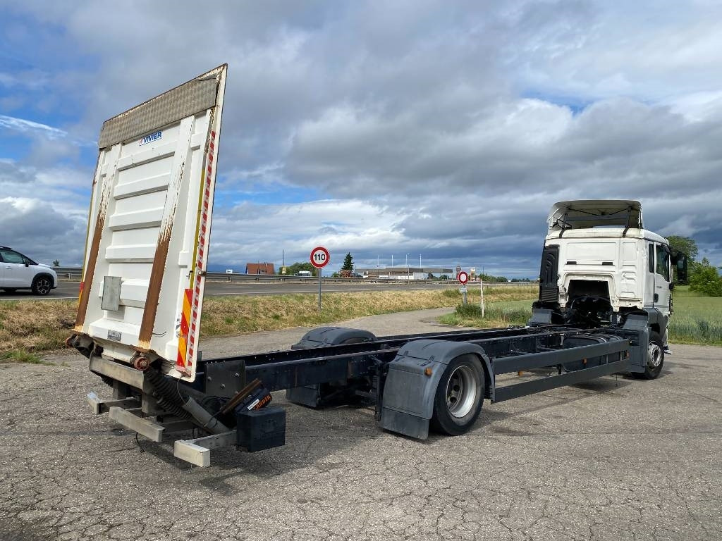 MAN TGS 18.320 *VENDU SANS MOTEUR NI BOITE DE VITESSE* - Cab chassis truck: picture 4 MAN TGS 18.320 *VENDU SANS MOTEUR NI BOITE DE VITESSE* - Cab chassis truck: picture 4