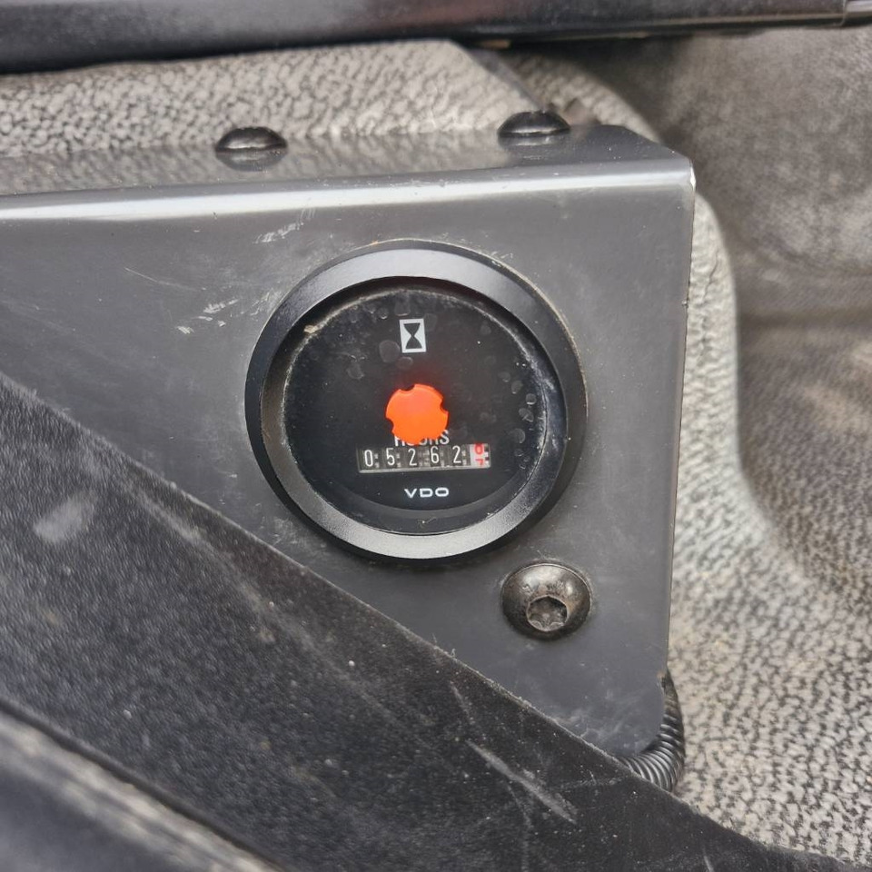 Hook lift truck Renault D Wide 380: picture 39