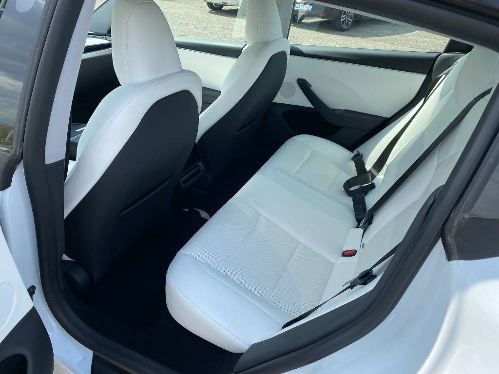 Car Tesla MODEL 3 5YJ3 Carte Grise Française endommagée: picture 29