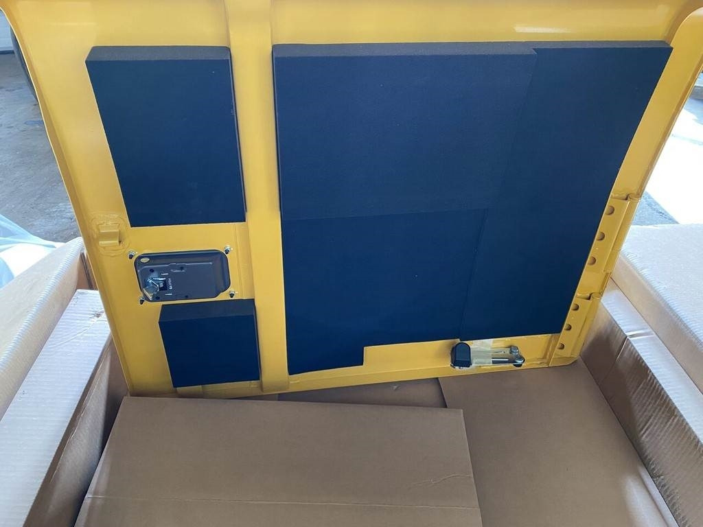 Volvo Pieces de carrosserie Neuve pour ECR 145EL - Body and exterior for Crawler excavator: picture 4 Volvo Pieces de carrosserie Neuve pour ECR 145EL - Body and exterior for Crawler excavator: picture 4