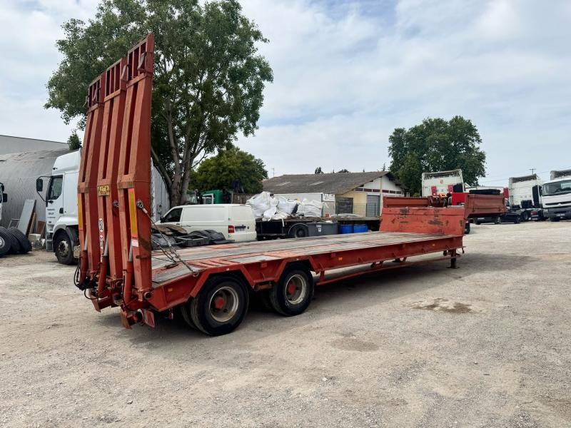 ACTM SR32215 - Low loader semi-trailer: picture 3 ACTM SR32215 - Low loader semi-trailer: picture 3