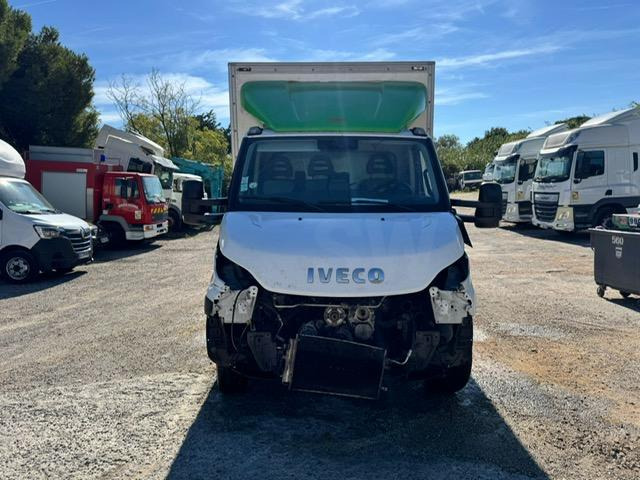 Iveco 70C180 CAISSE HAYON - Box van: picture 2 Iveco 70C180 CAISSE HAYON - Box van: picture 2